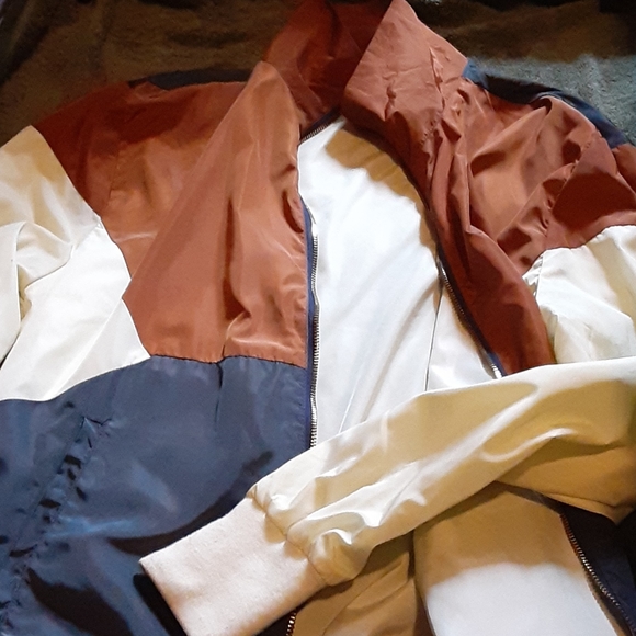 Sovereign codes track jacket - Picture 3 of 3